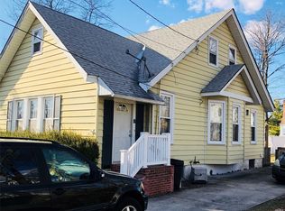 685 Thomas Ave, Baldwin, NY 11510