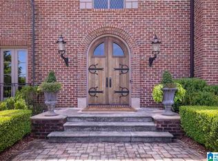 2006 Rosemont Pl, Vestavia, AL 35243