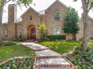 18720 Mapletree Ln, Dallas, TX 75252