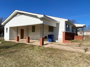 203 S Division St, Konawa, OK 74849