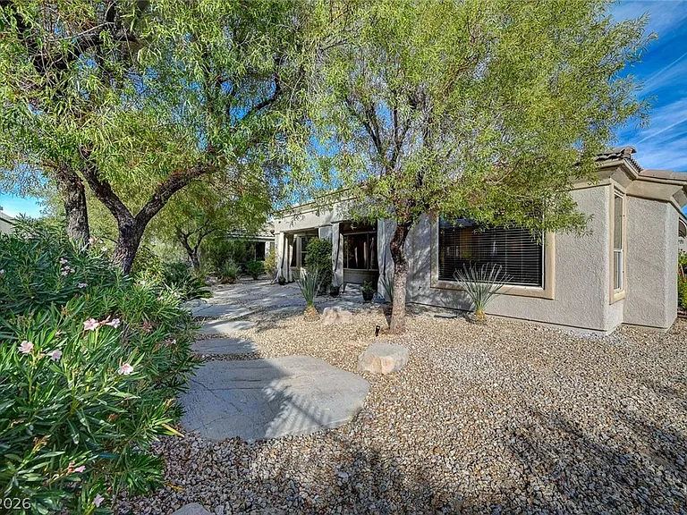 4589 Bersaglio St — Photo 12