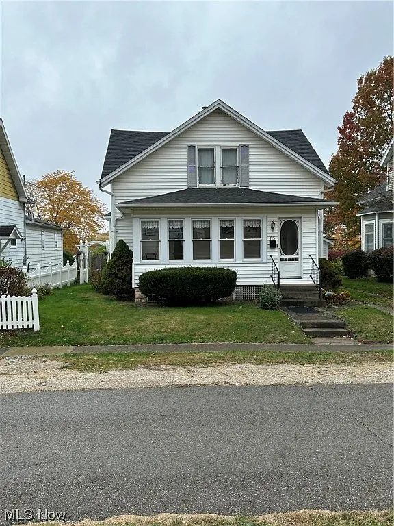 713 Highland Blvd photo 1