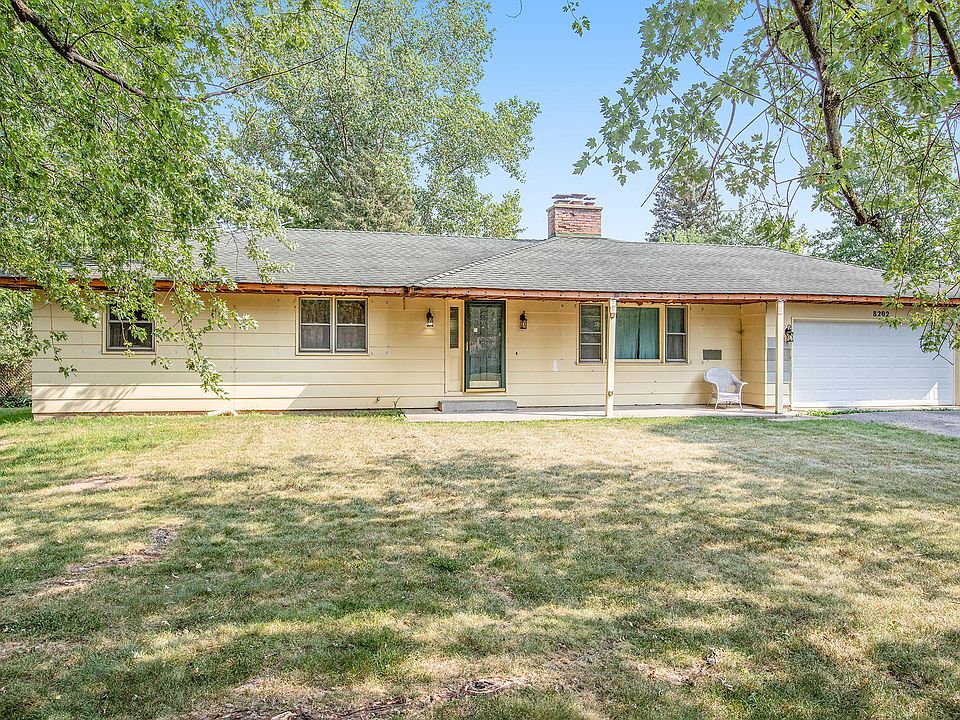 1st image of 8202 Gull Manor Dr
