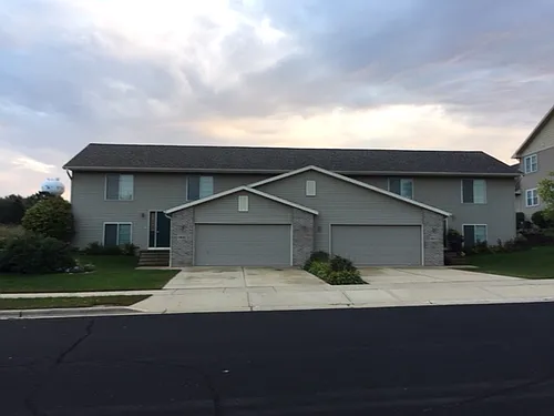 1833 Cedarbrook Ln #1833 Photo 1