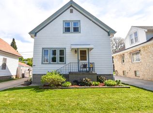 459 E Howard Ave, Milwaukee, WI 53207