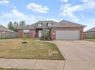 340 Beasley Dr, Centerton, AR 72719