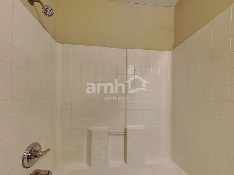 10234 Perthshire Cir — Photo 14