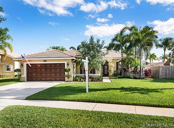 2nd image of 18832 NW 23rd St
