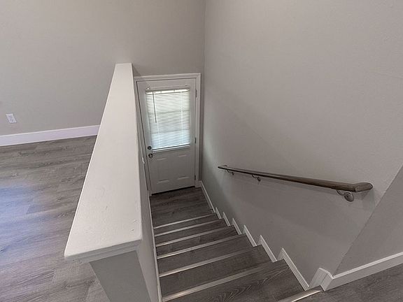 4th image of 3700 Greeley Dr #B