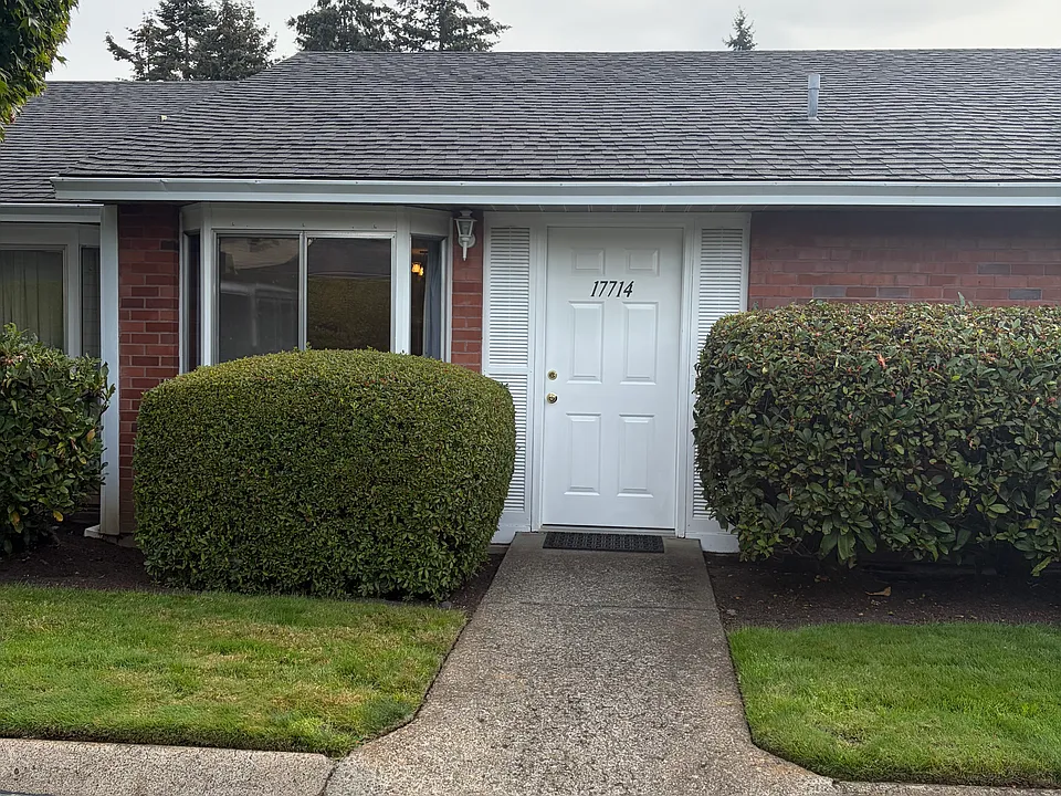 17716 SE Pine St #17714