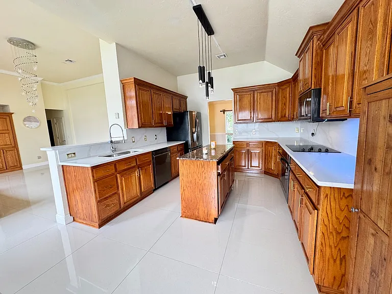 4409 Whitmere Ct — Photo 11
