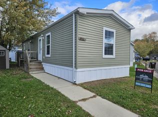 26010 3rd St #Ra087, Taylor, MI 48180