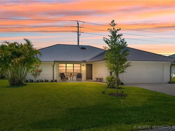 5110 SE Hanson Cir, Stuart, FL 34997