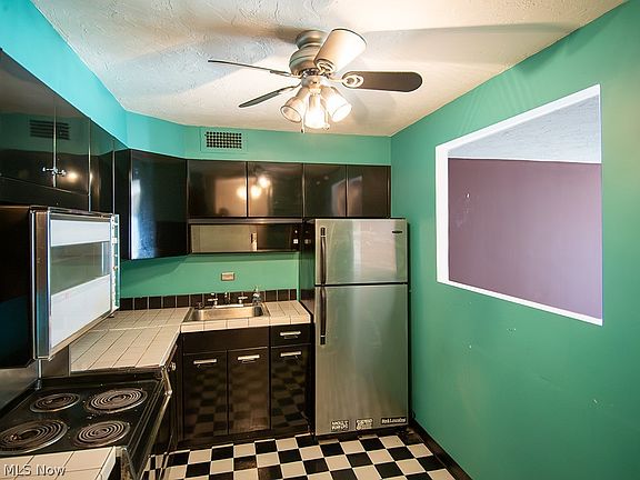 3rd image of 12700 Lake Ave APT 808