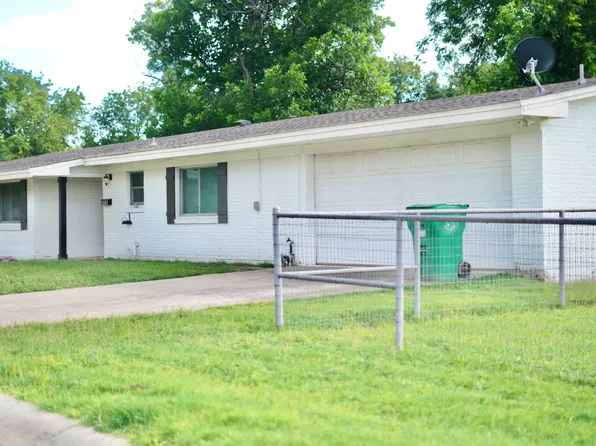 501 N 10th St, San Saba, TX 76877