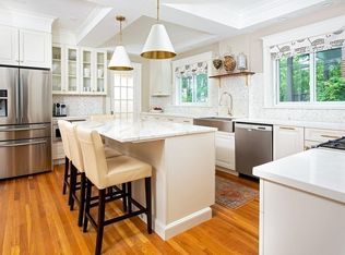 90 Verndale St #1, Brookline, MA 02446
