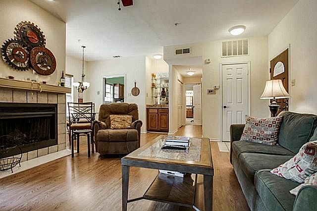 1st image of 6006 Auburndale Ave #6006A