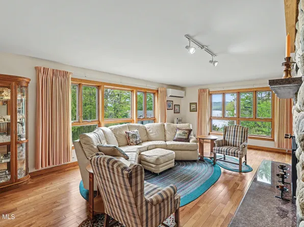 20 Pharaoh Drive, Schroon Lake, NY 12870
