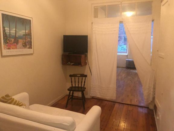 5th image of 247 Montrose Ave APT 2R