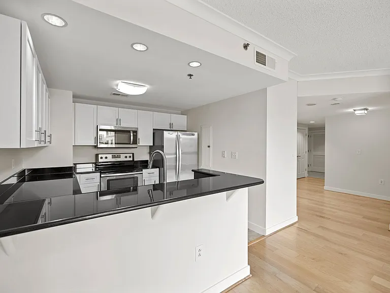 777 7th St NW #934 — Photo 13