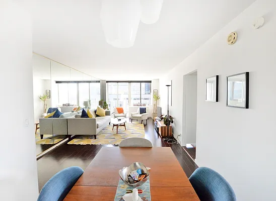 Rented by Peter Ashe | media 64