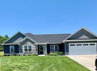 1599 Graham Blvd, Scottsburg, IN 47170