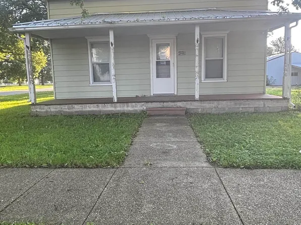 423 N Madison St, Brainard, NE 68626