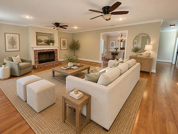 4th image of 11 Grove Cir