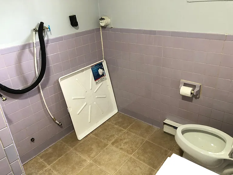 437 Crawford Ave #2 — Photo 5