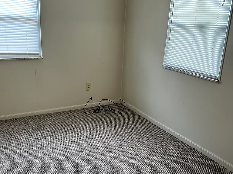 204 Lincoln St #A — Photo 5