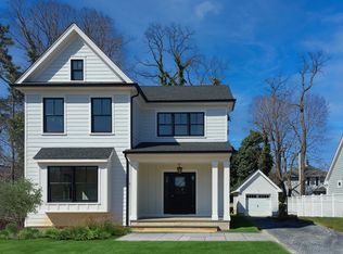 24 Colonial Ct, Fair Haven, NJ 07704