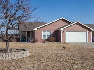 108 Brookstone Cir, Manhattan, KS 66502