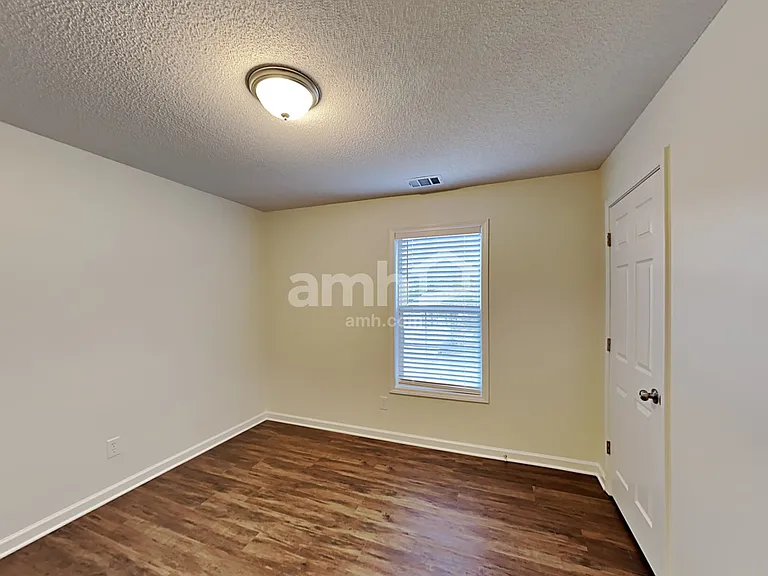 235 Taylors Farm Dr — Photo 22