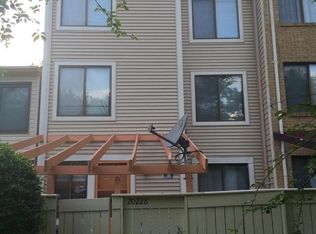 20228 Lea Pond Pl, Gaithersburg, MD 20886