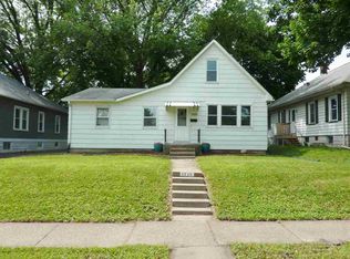1525 W Lombard St, Davenport, IA