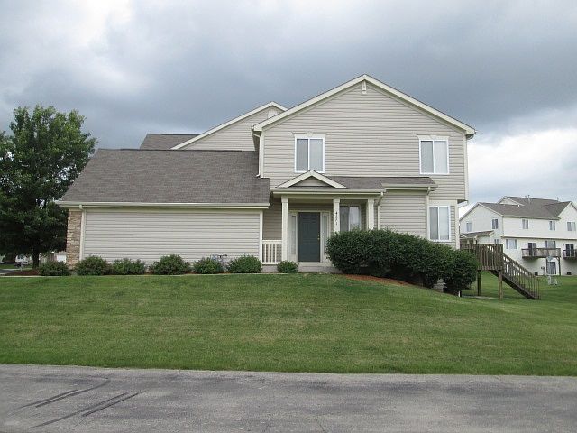 1st image of 4271 Sparrow Hawk Dr