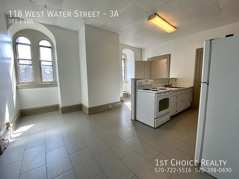 118 W Water St #3A — Photo 3