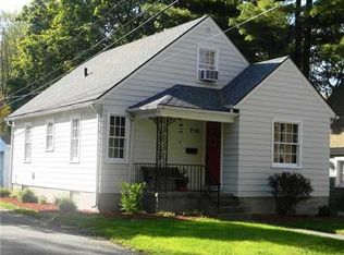 716 Ann St, East Lansing, MI 48823