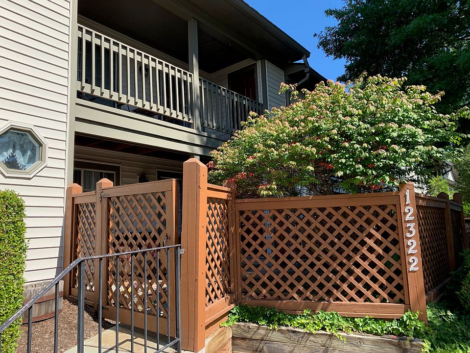 1st image of 12322 Wadsworth Way