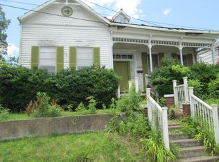 1106 Grammar St, Vicksburg, MS 39180