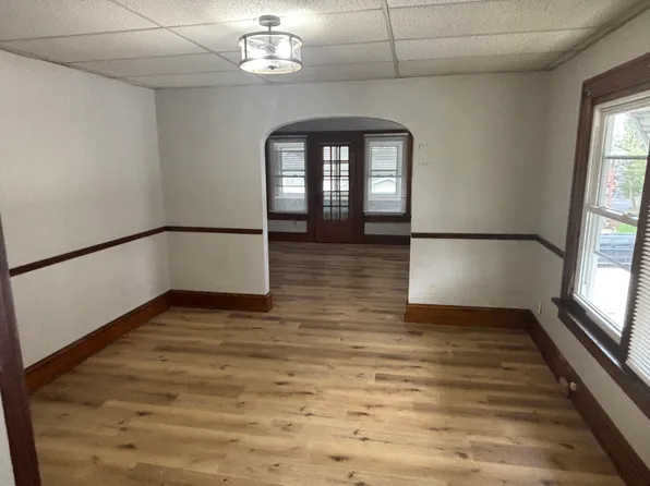 1437 16th St NW #1437, Canton, OH 44703