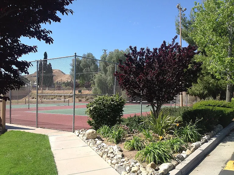 1328 Vista Serena Ave — Photo 17