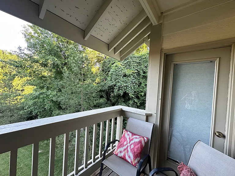2218 Canyonlands Dr #F — Photo 4