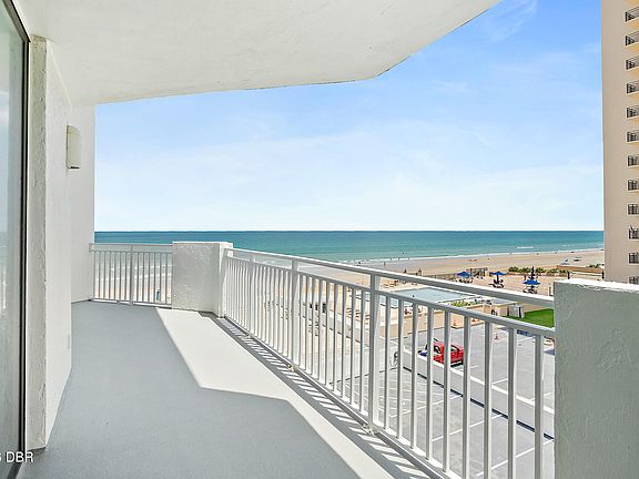 3rd image of 3047 S Atlantic Ave APT 402
