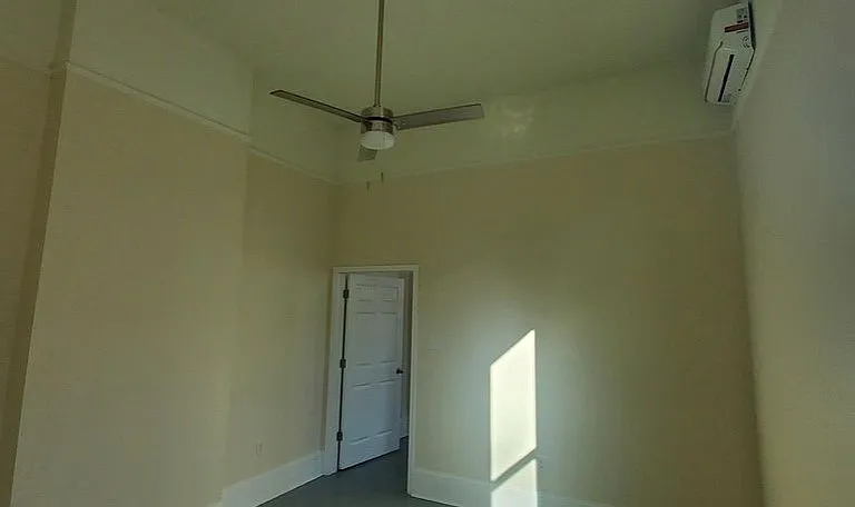 620 Valence St — Photo 3