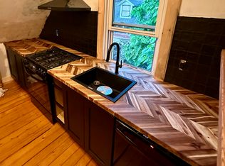 45 East St, Providence, RI 02906