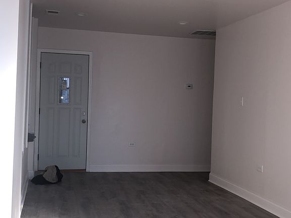 5th image of 719 N Willard Ct #1