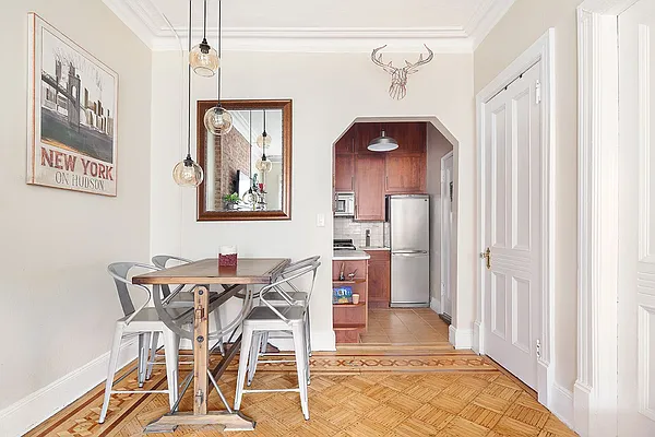 Sold by Compass | media 6