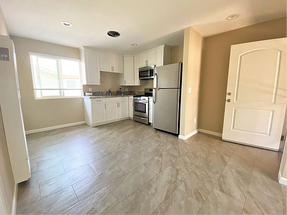 5th image of 511 La Cadena Way #6