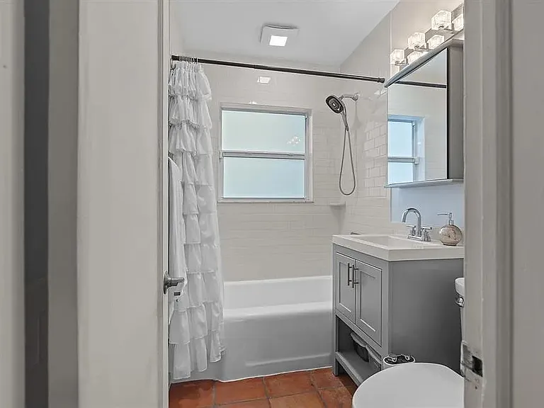 Main House Bath